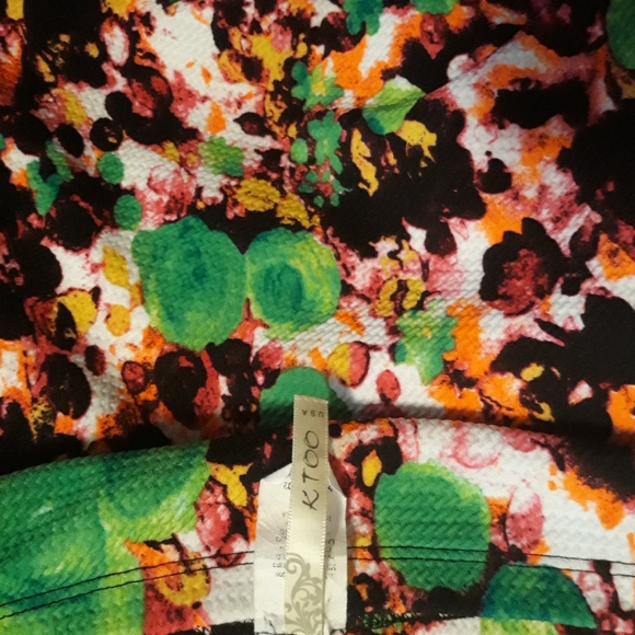 Multicolored Pencil Skirt - Picture 3 of 5